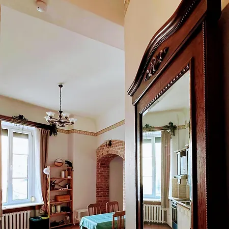 Old Town Hideaway - 3br Sleeps 7 - For Groups & Families *