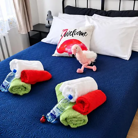 Old Town Hideaway - 3br Sleeps 7 - For Groups & Families Ryga
