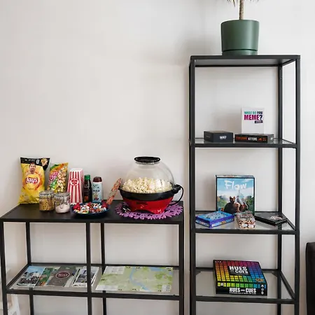 Old Town Hideaway - 3br Sleeps 7 - For Groups & Families * Ryga